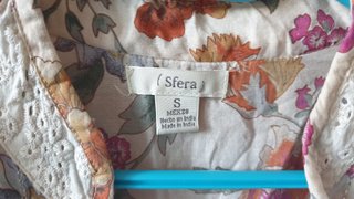 Blusa Sfera floral manga larga T. S