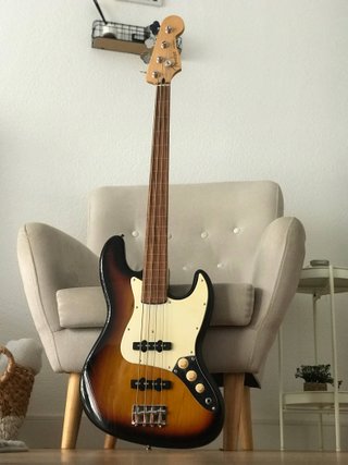 Bajo eléctrico jazz bass Fretless