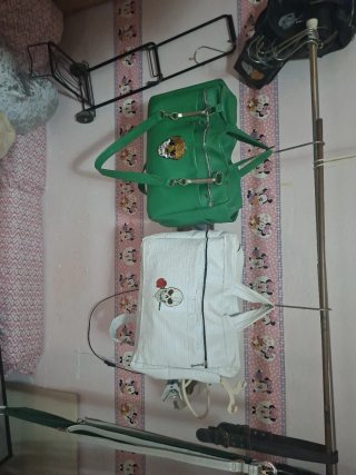 Maleta/Mochila/Bandolera Verde y Blanca