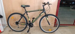 Bicicleta Montaña 26 Negra y Amarilla