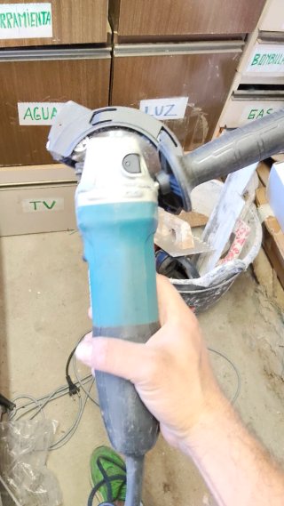 Radial de mano Makita