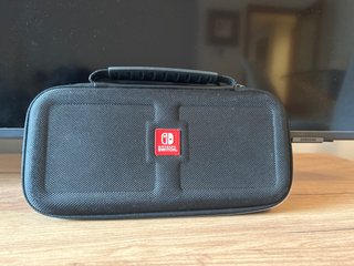 Funda oficial Nintendo Switch
