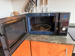 Microondas Samsung 23L con Grill