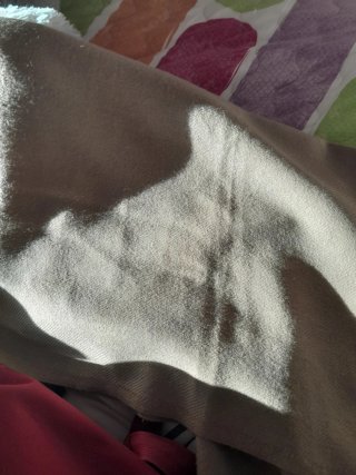 Pashmina beige hecha a mano
