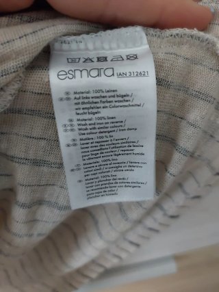 Camiseta de rayas beige y azul