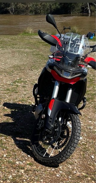 Aprilia Tuareg Adventure Moto