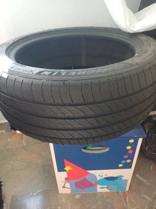 Rueda Michelin 225/45 R17