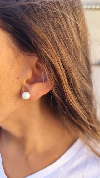 Pendientes de perlas doradas