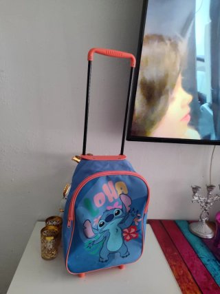 Mochila infantil con ruedas y personaje