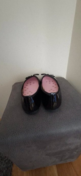Zapatos de niña, de charol, talla 32