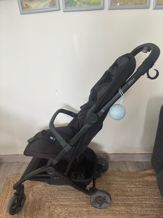 Silla de paseo Joolz Aer 2 negra con barra