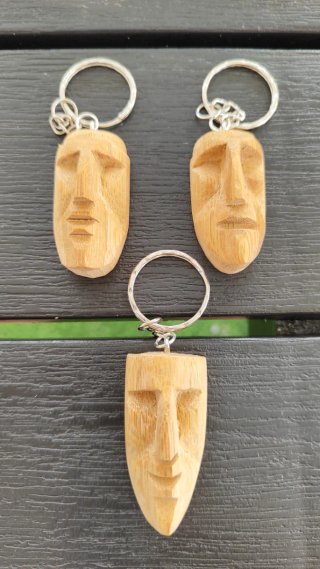 Portachiavi artigianali in legno