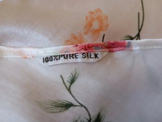 Camisón de seda floral