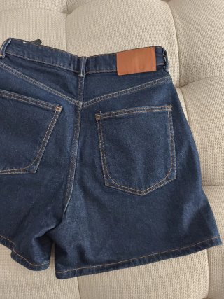 Bermudas vaqueras Zara azules
