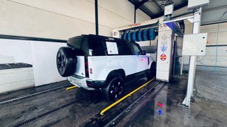 Land Rover Defender 2022
