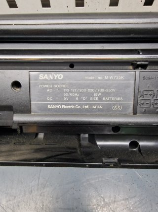 Radio Cassette Sanyo con Doble Pletina