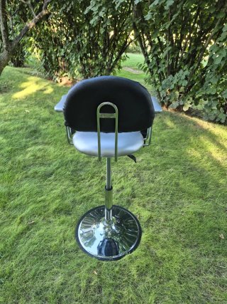 Silla Infantil Peluquería Negra y Plateada