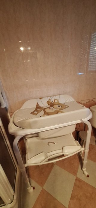Bañera y cambiador para bebé