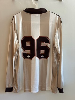 Camiseta Adidas Retro Torsion System Beige Marrón