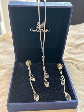 Conjunto Swarovski Colgante y Pendientes Cristal