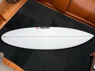 JS Raging Bull Tabla de Surf