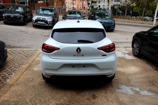 Renault CLIO Evolution ETech full hybrid 145 103kw (2023)