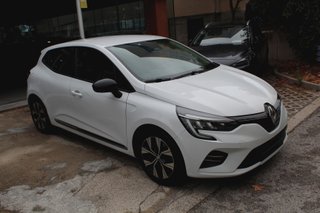 Renault CLIO Evolution ETech full hybrid 145 103kw (2023)