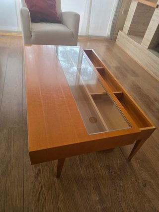 Mueble TV madera con ruedas y cajón
