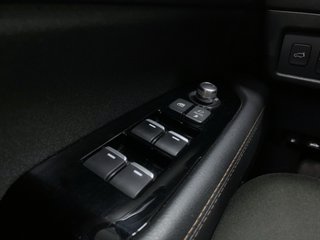 Mazda CX-5   2.0 Zenith 2WD 2019
