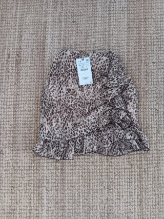 Falda Zara Estampada Volantes Talla S