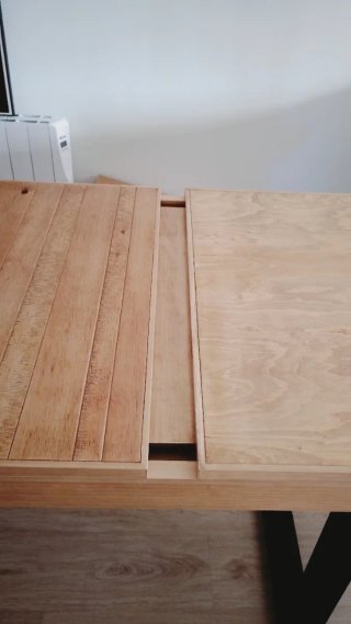 Mesa madera maciza y hierro extensible