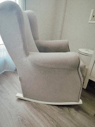 Sillón mecedora lactancia gris