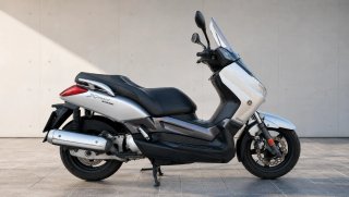 Yamaha XMAX 125 Scooter