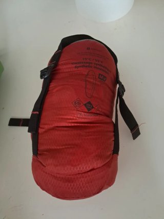 Lote cicloturismo: alforja, tienda ultraligera...