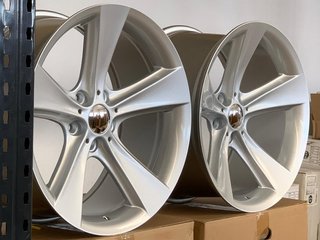 2+2 llantas en 9 y 10x19 5x120 para serie 5