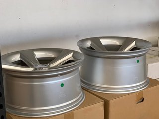 2+2 llantas en 9 y 10x19 5x120 para serie 5