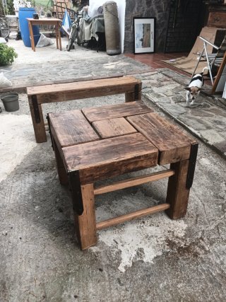 Mesa y bancos madera roble siglo XVII
