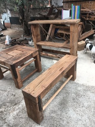 Mesa y bancos madera roble siglo XVII