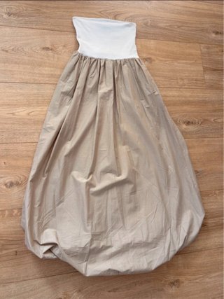 Vestido Zara palabra de honor beige y blanco