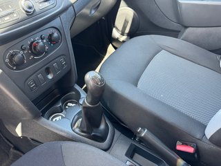 Dacia Sandero 2015