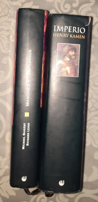 Libros de historia y misterio.