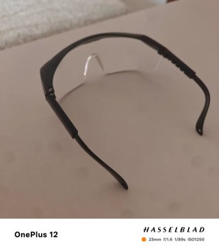 Gafas de protección/seguridad(Patillas ajustables)