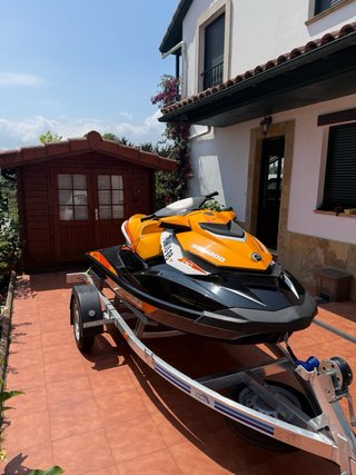 Sea-Doo GTI 130 Negro/Naranja