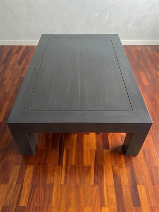 Mesa de centro de roble oscura