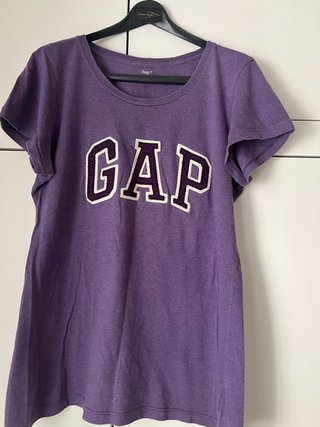Camiseta Gap Morada
