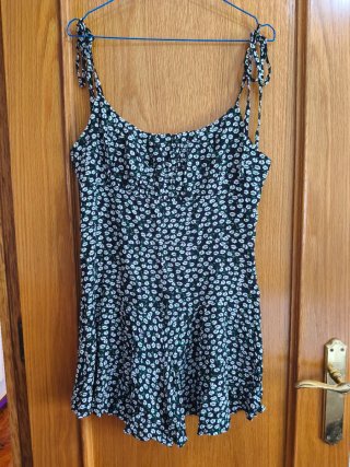 Mono corto Soleia floral tirantes