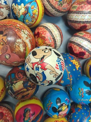 Lote Juguetes Antiguos: Figuras y Bolas