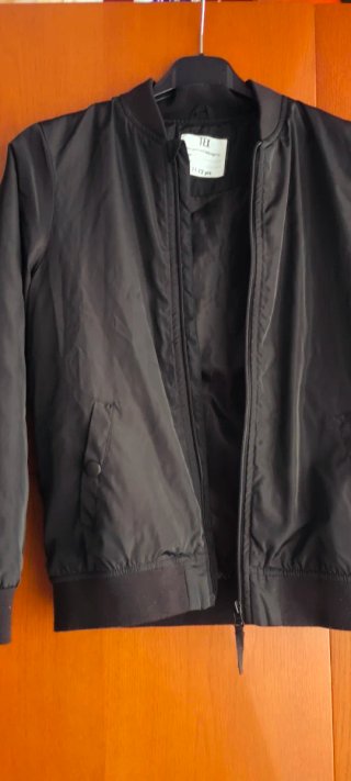 Cazadora bomber negra niño Talla 11-12 años