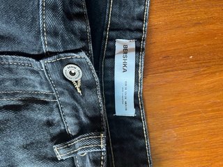 Vaqueros bermuda negros precio negociable