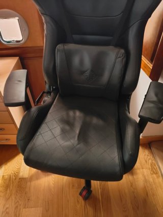 Silla Gaming HP OMEN Citadel Negra/Roja